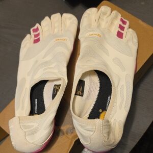 Vibram Women's FiveFingers Cream and Pink Minimalist Athletic Shoes
